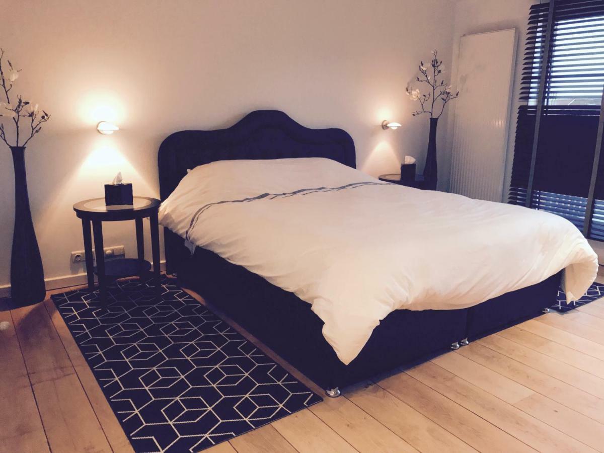 Ferienwohnung Luxury Loft Duplex Penthouse Of 190M2 & Free Parking ! Brüssel Exterior foto